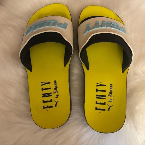 Puma‎ x Fenty Rhianna surf slides -men’s 5.5, women’s size  6.5 - Picture 9 of 9